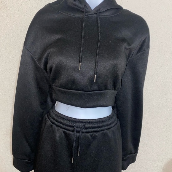 •SOLD• Two Piece Jogger Set - Picture 4 of 4